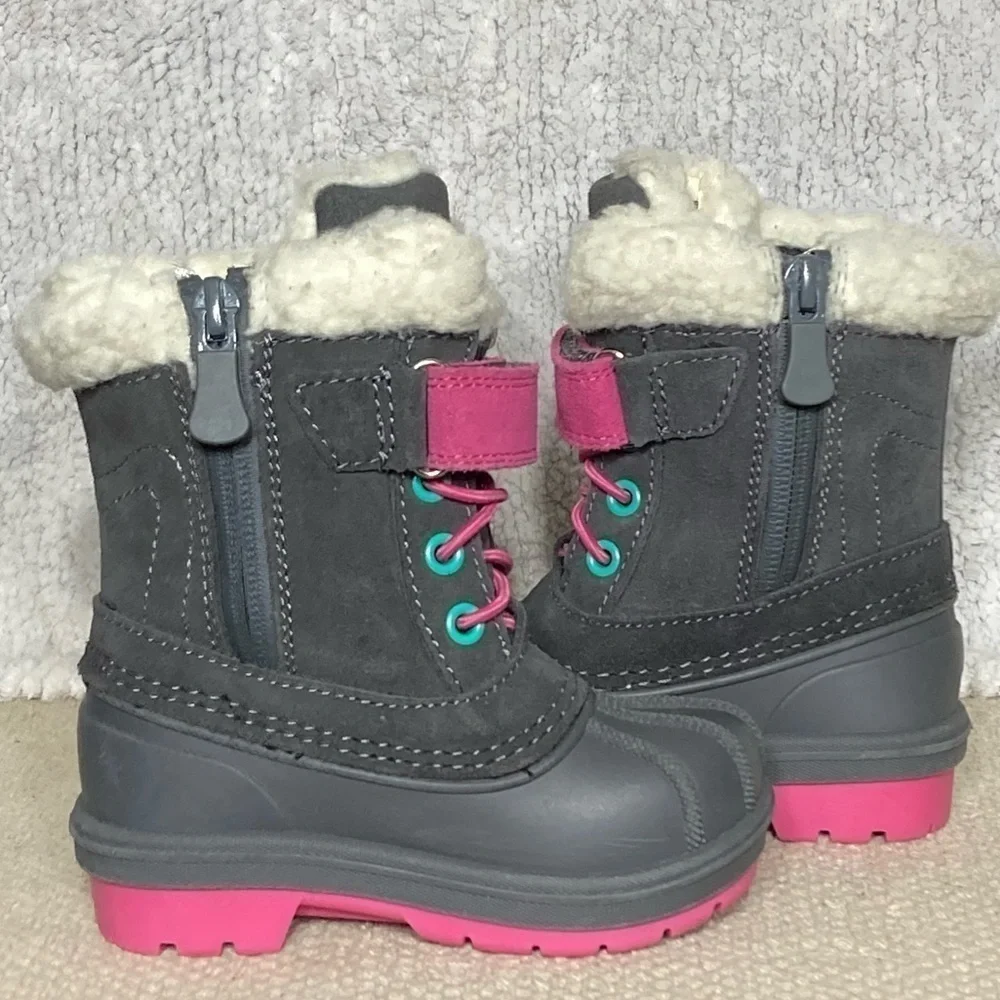 Cat & Jack Kids Black/Pink/Green Leather Journey Winter Snow Boots Size US 5